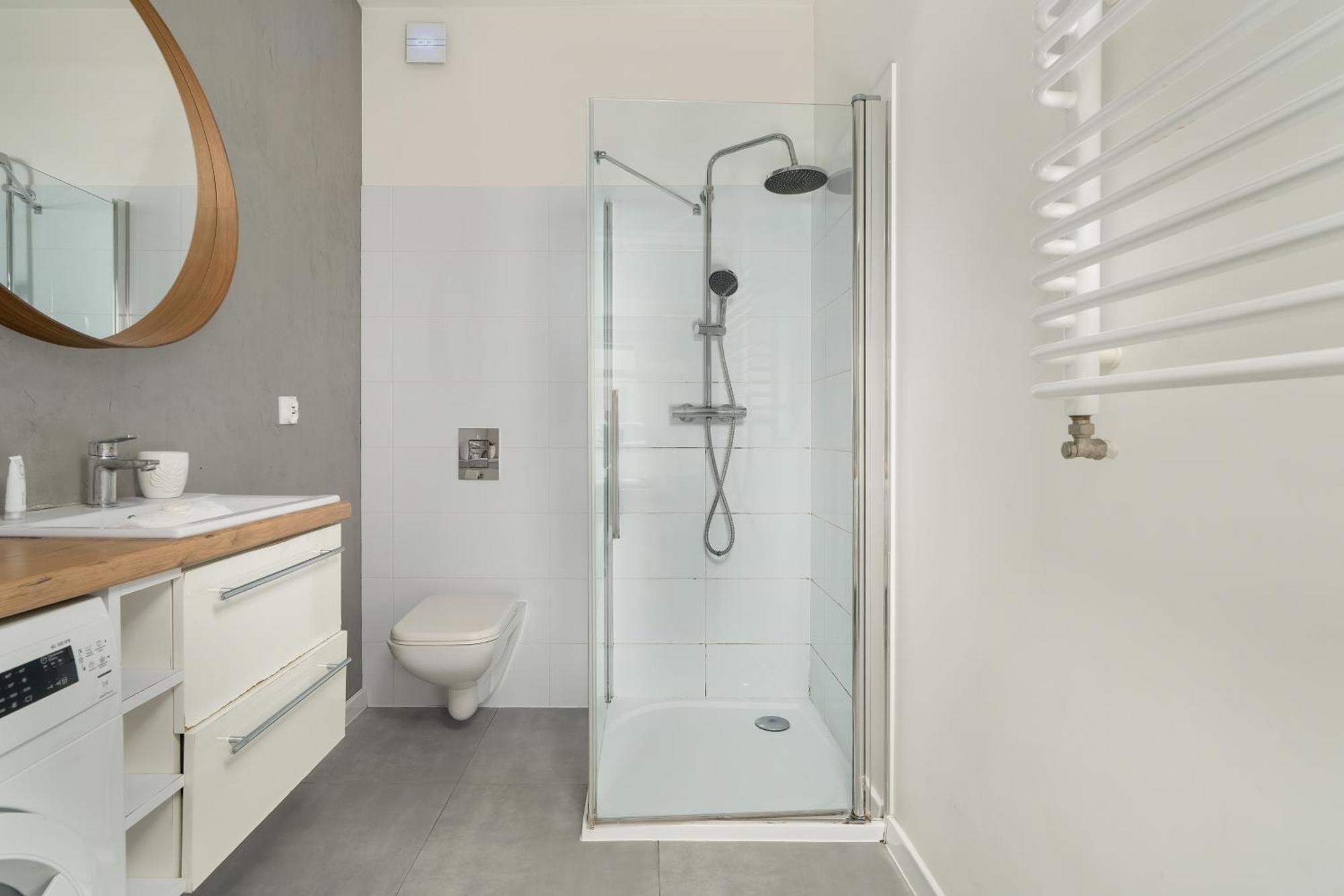 Stylowe I Eleganckie Studia Very Berry W Poznaniu By Renters Apartment