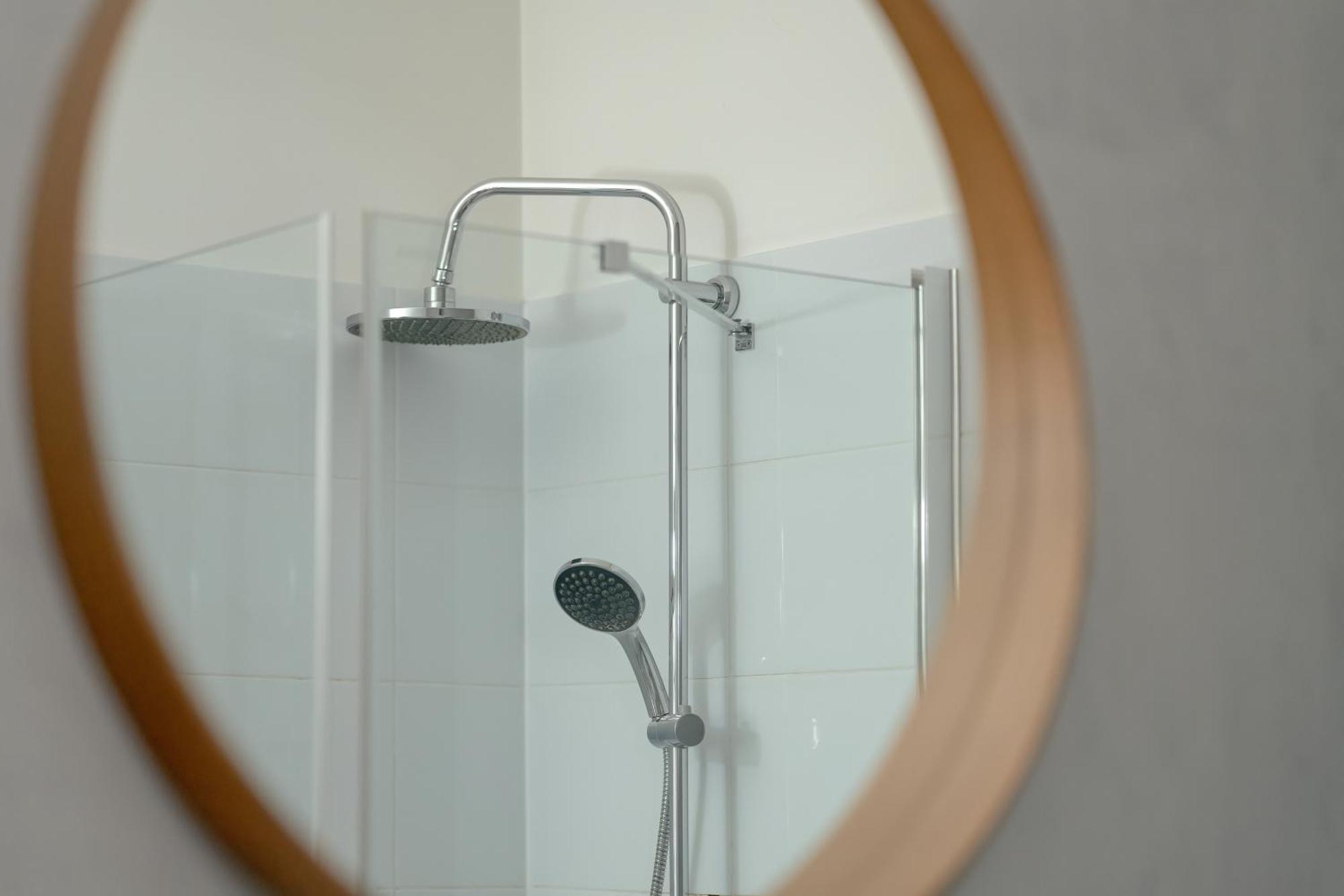 Apartment Stylowe I Eleganckie Studia Very Berry W Poznaniu By Renters *