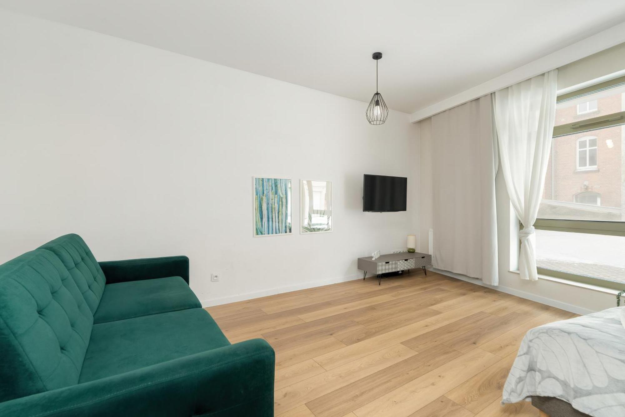 Stylowe I Eleganckie Studia Very Berry W Poznaniu By Renters *